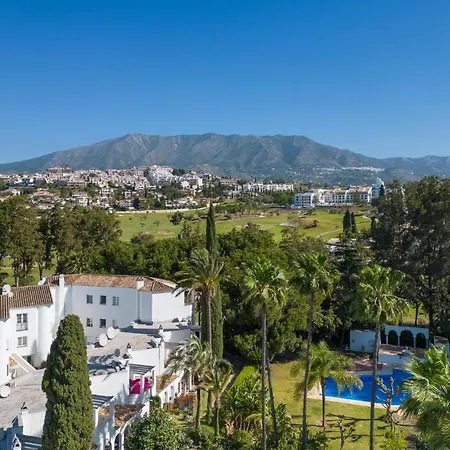 Hébergement de vacances Lets In The Sun Contemporary Mijas Golf Fuengirola